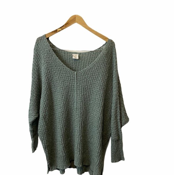 Anthropologie Sweaters - Anthropologie half sleeve bat wing sweater